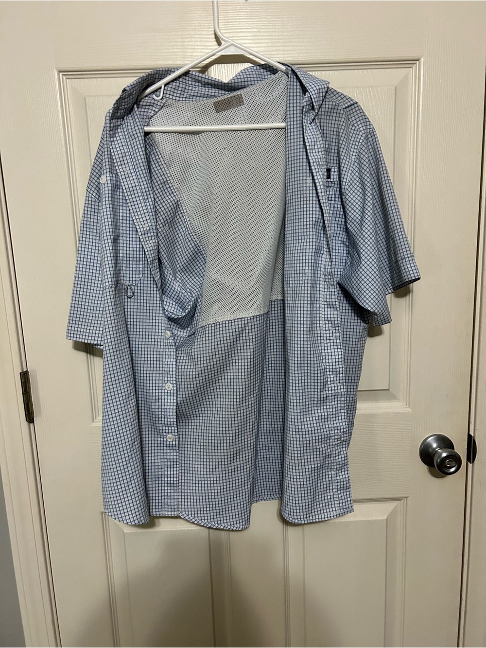 Columbia Light Blue Gingham Short-Sleeve Button-Down Shirt